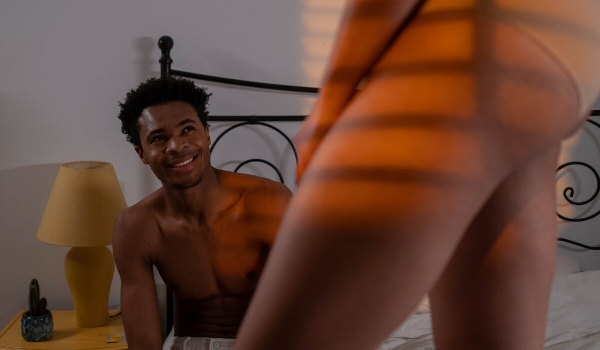 Como deixar um homem louco na cama? 5 formas
