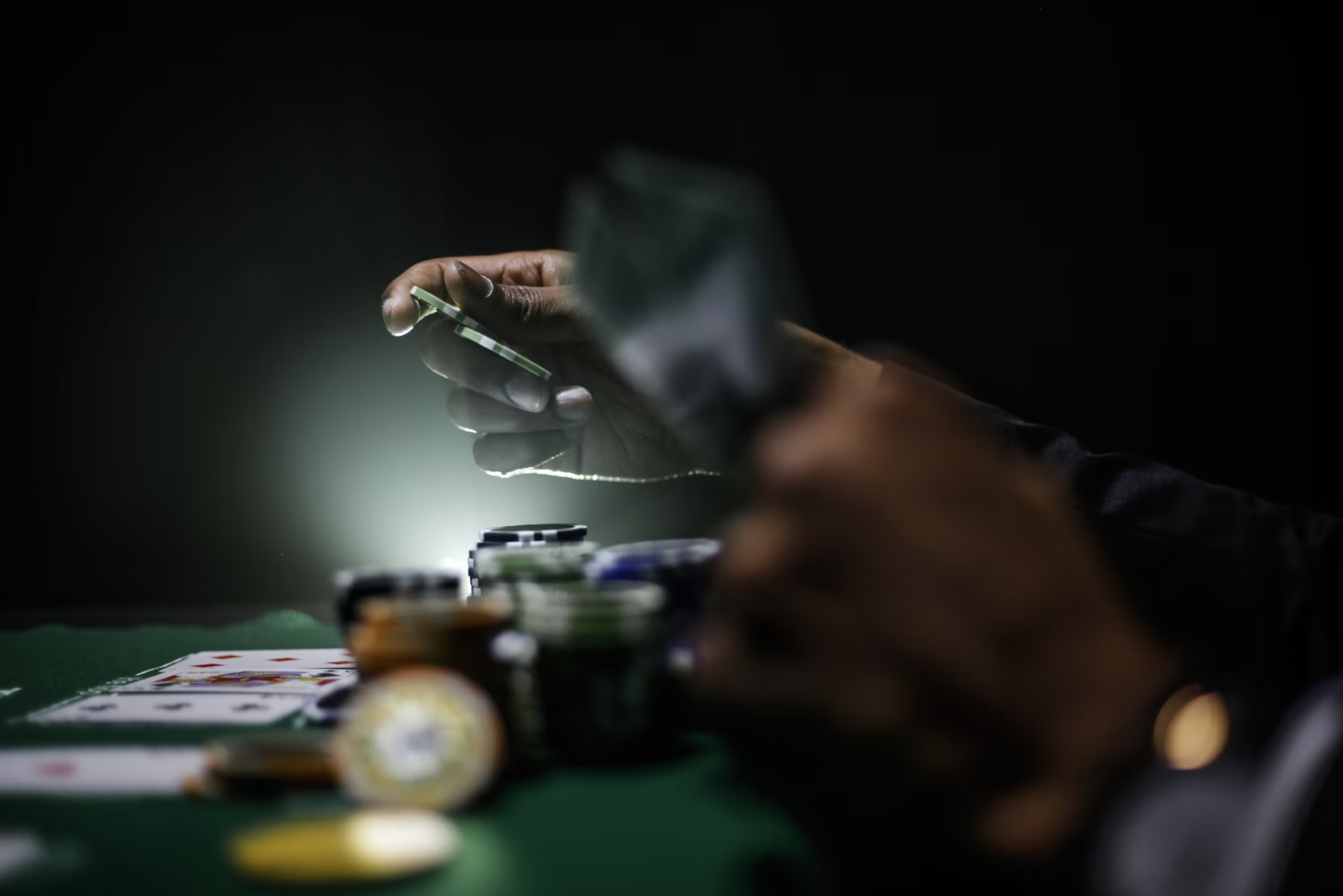 Você sabe a diferença entre cassino online e cassino ao vivo?