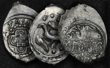 2.600 moedas de prata encontradas nos arredores de Moscou podem ter sido enterradas por uma vítima da peste medieval
